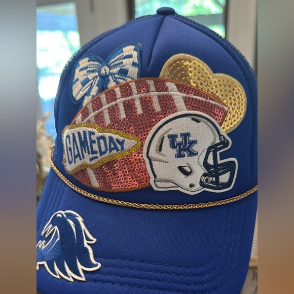Accessories - UK University of Kentucky Wildcats Game Day Ready Hat new trucker hat patch out